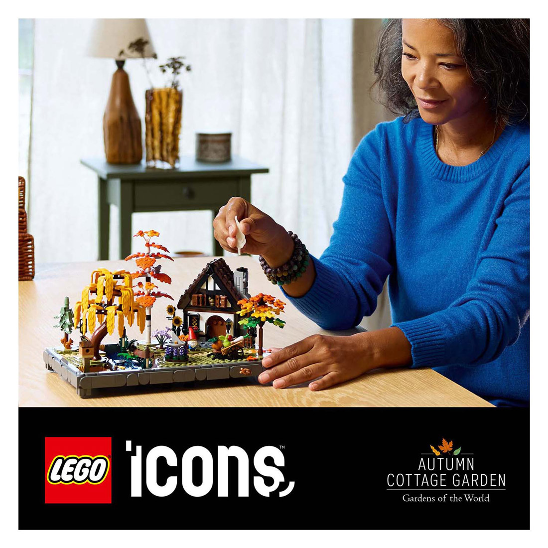 LEGO ICONS 11372 Herfsttuin met cottage