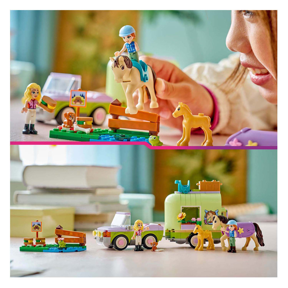 LEGO Friends 42695 Trailer met paard en veulen
