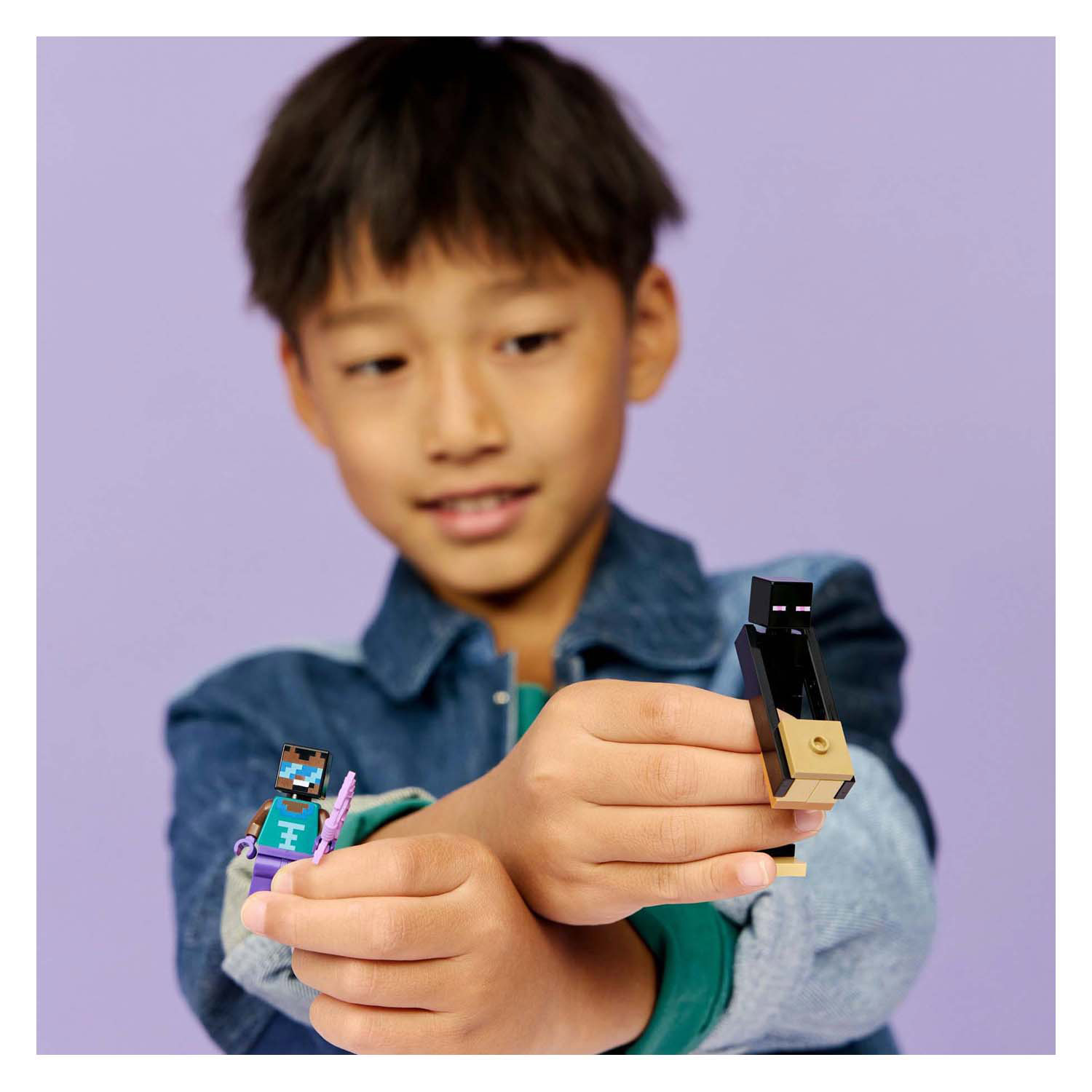 LEGO Minecraft 21584 Reis naar de Nether en het End-portaal