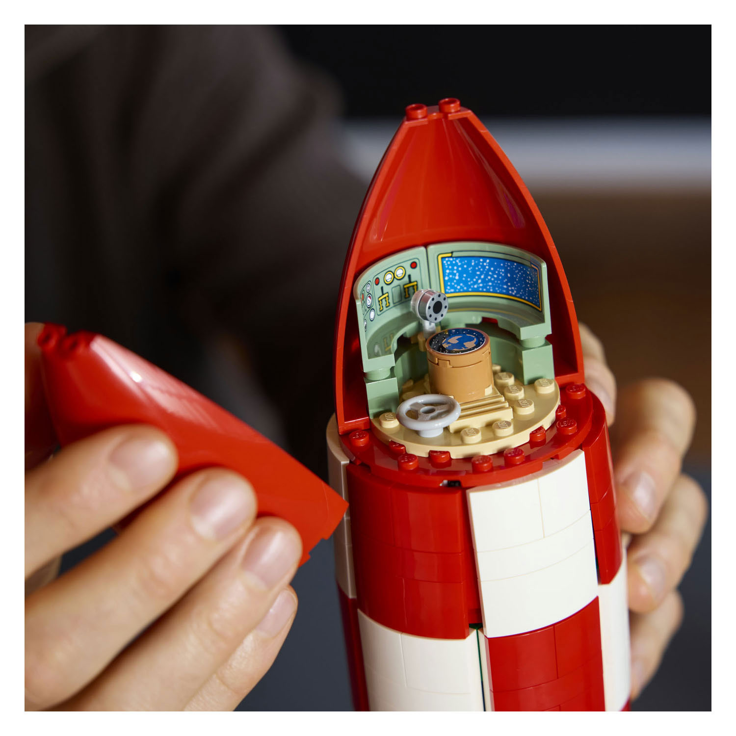 LEGO IDEAS 21367 Tintin Maanraket