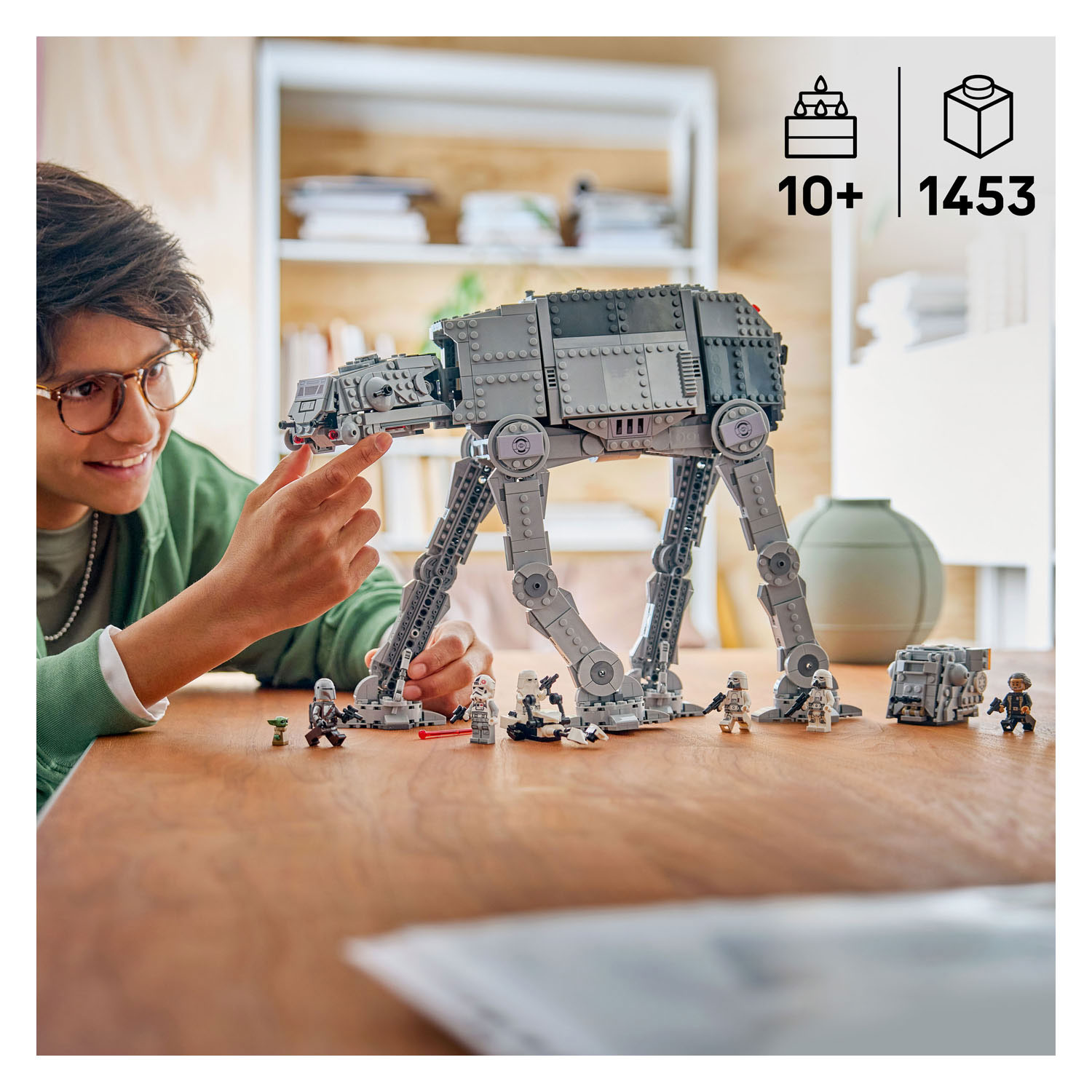 LEGO Star Wars 75454 Imperial Remnant AT-AT met INT-4