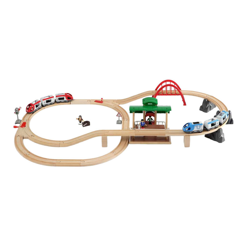 Brio Treinset met Perron en Twee Treinen - 42dlg.