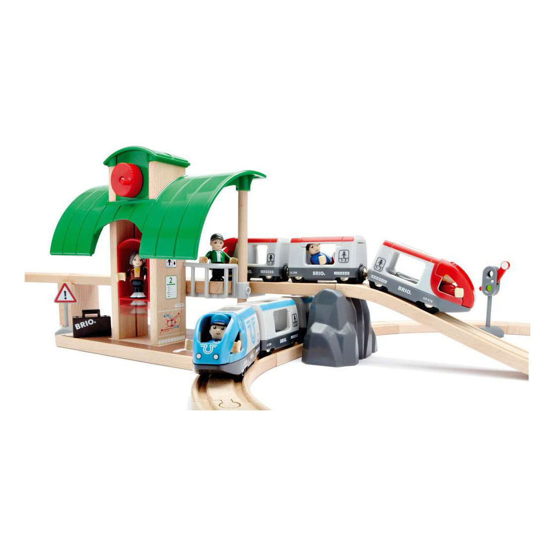 Brio Treinset met Perron en Twee Treinen - 42dlg.