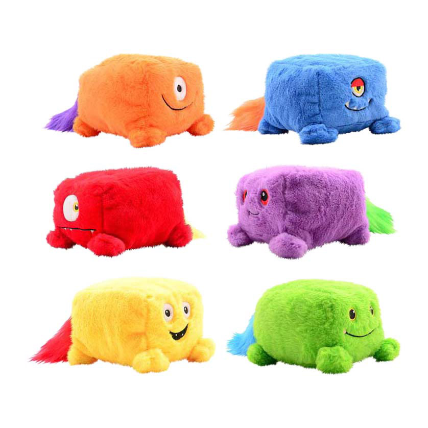 Peluche et Jeu Freaky Fuzz