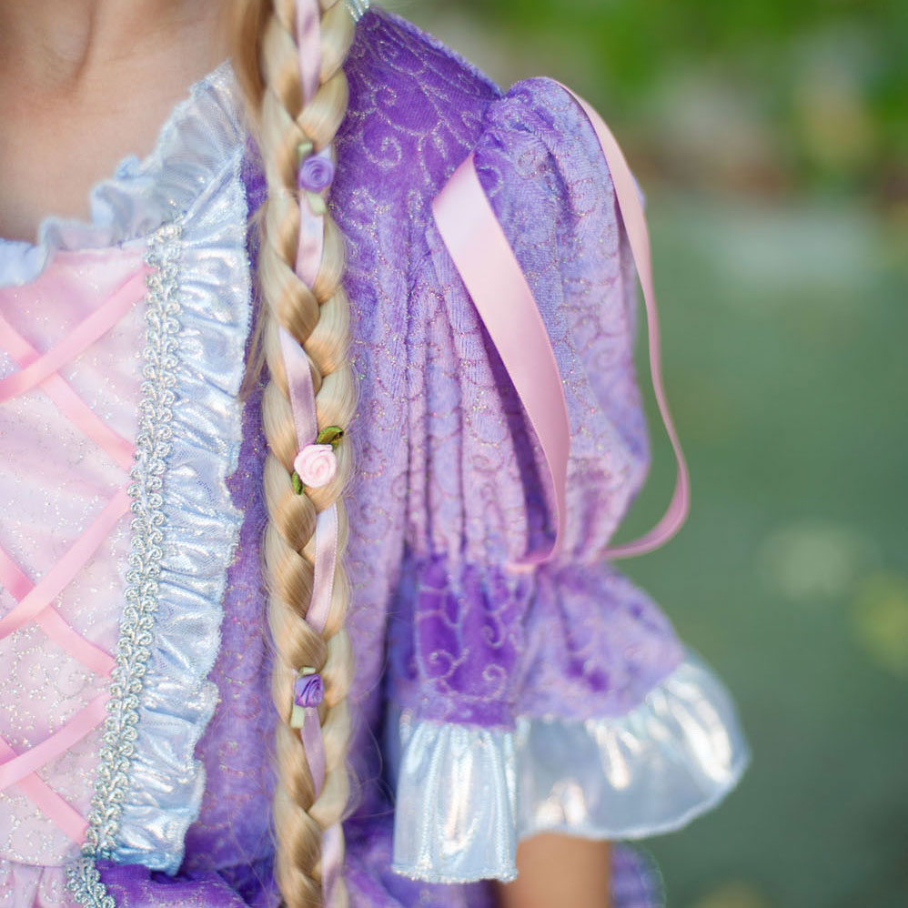 Diadem mit blonden Haaren von Rapunzel