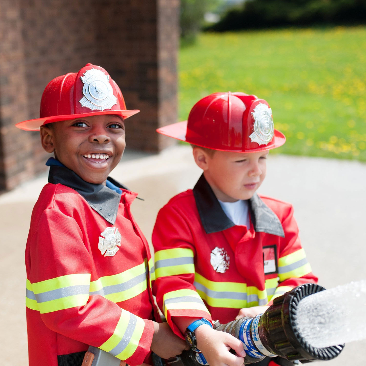 Ensemble de déguisement de pompiers avec accessoires, 5-6 ans