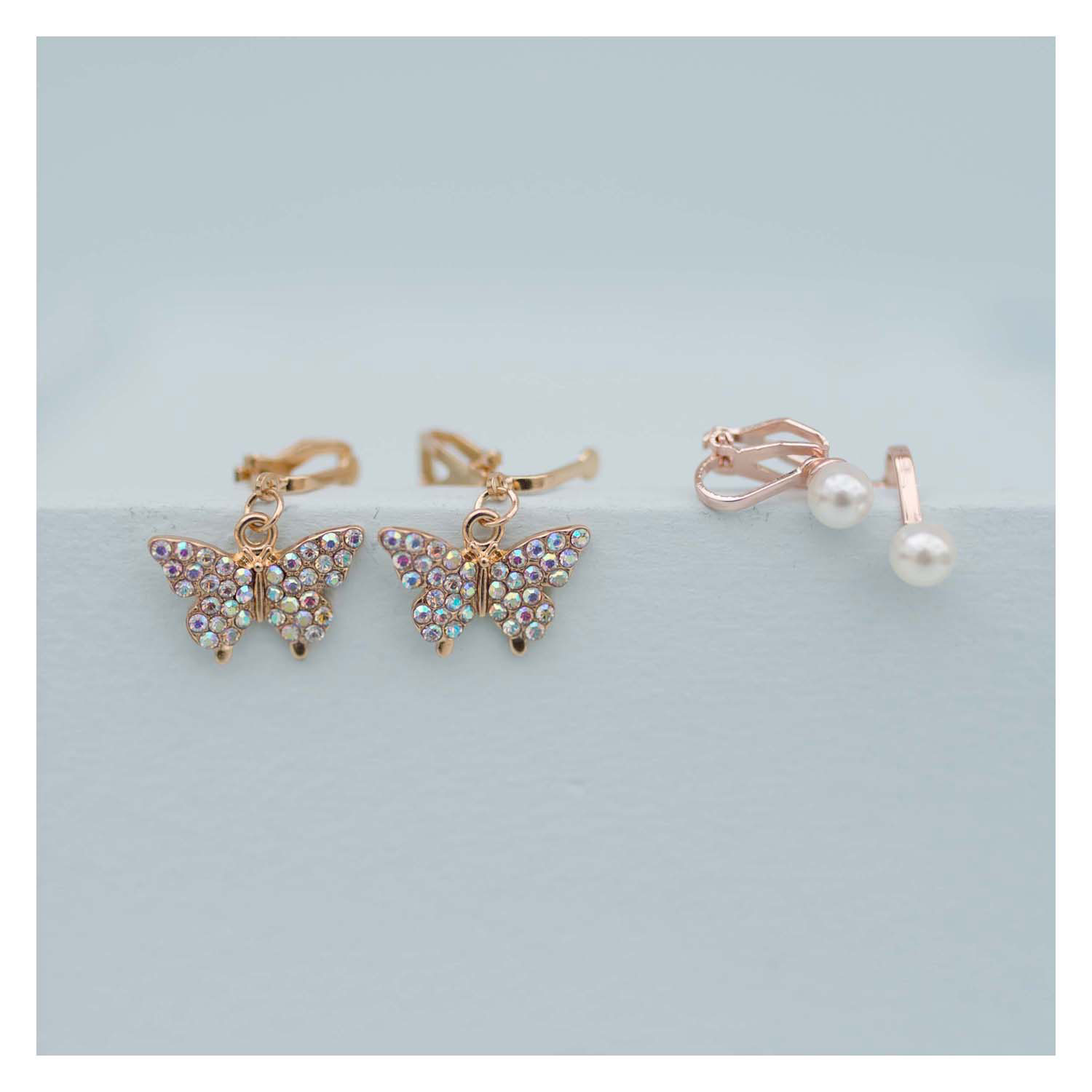 Boutique Butterfly Clip-on Ohrringe - 2 Stück.