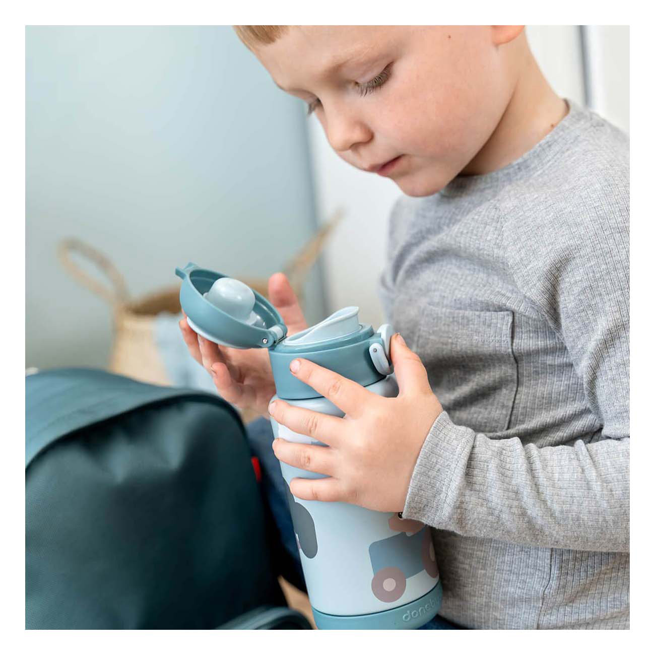 Bouteille isotherme Tiny Farm de la marque Deer - Bleue