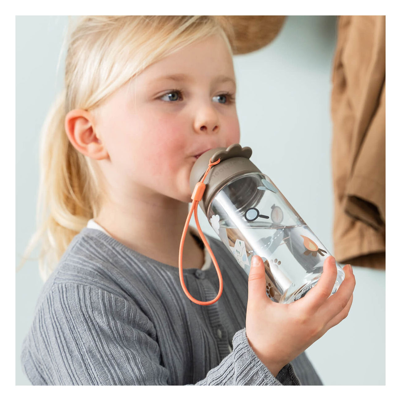 Done by Deer Drinkfles met Rietje Tiny Trails Zand - 350 ml