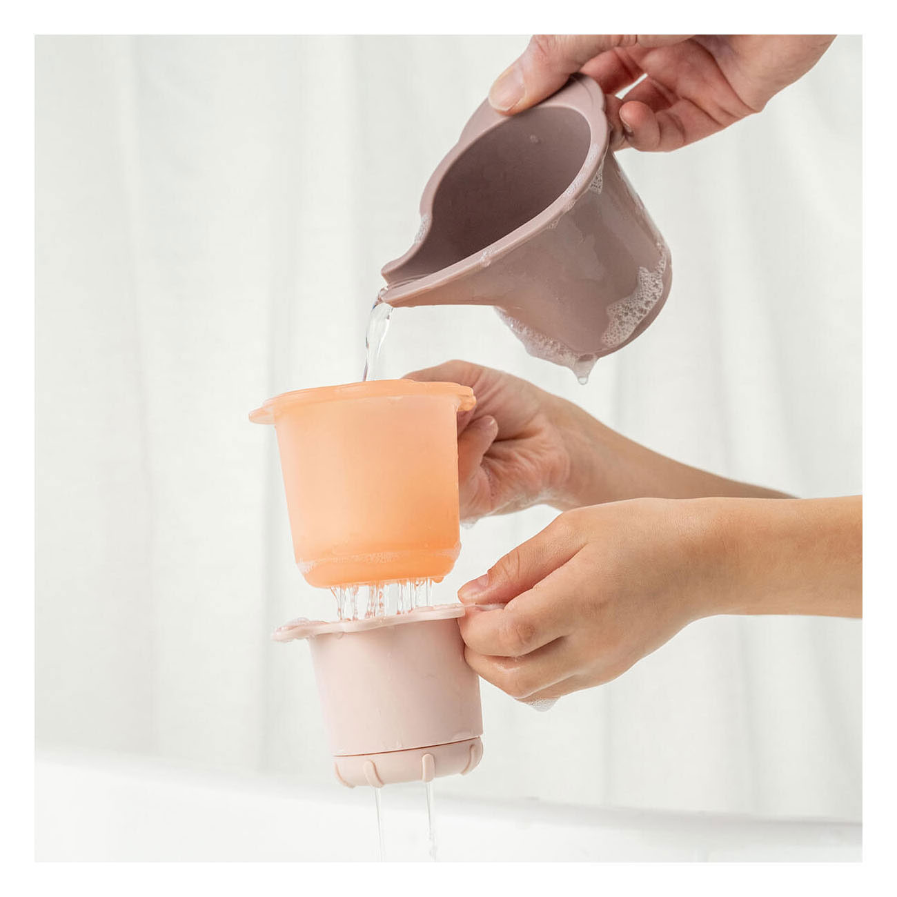 Done by Deer Water Speel- en Stapelbekers 3-delig Elphee Roze