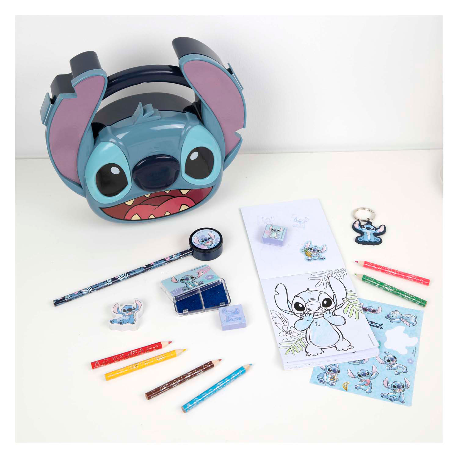 Stitch Mega-Kreativset im 3D-Koffer, 16-tlg.