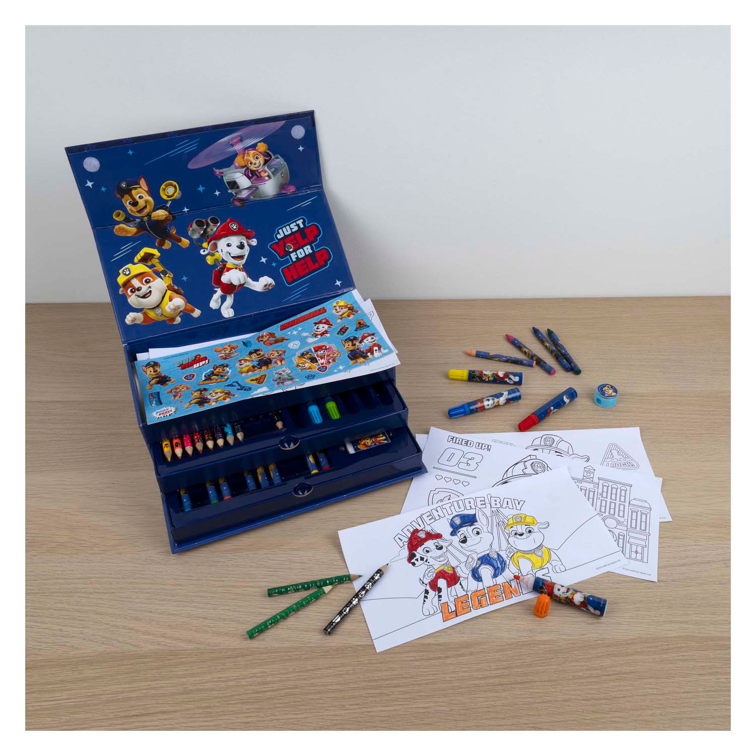 Coffret de coloriage Pat' Patrouille - 44 pièces.