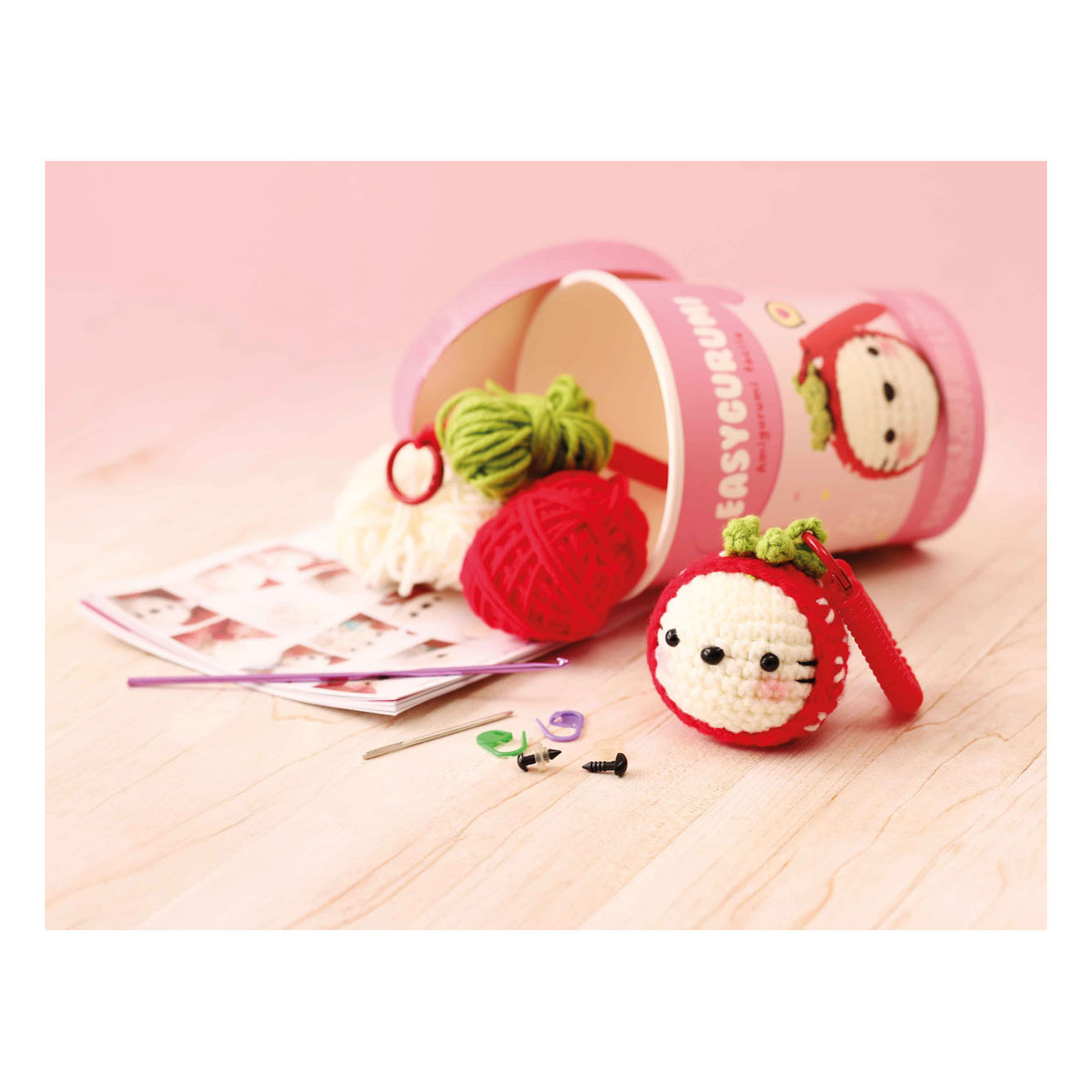 Kit de crochet Graine Easygurumi Fraise - aiguille et fil inclus