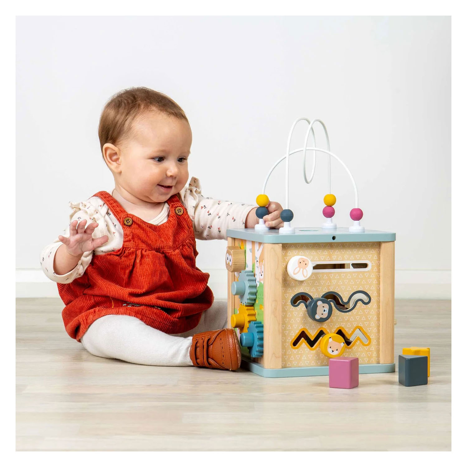 Trieur de formes en bois Bigjigs avec spirale à perles - 5 pièces.