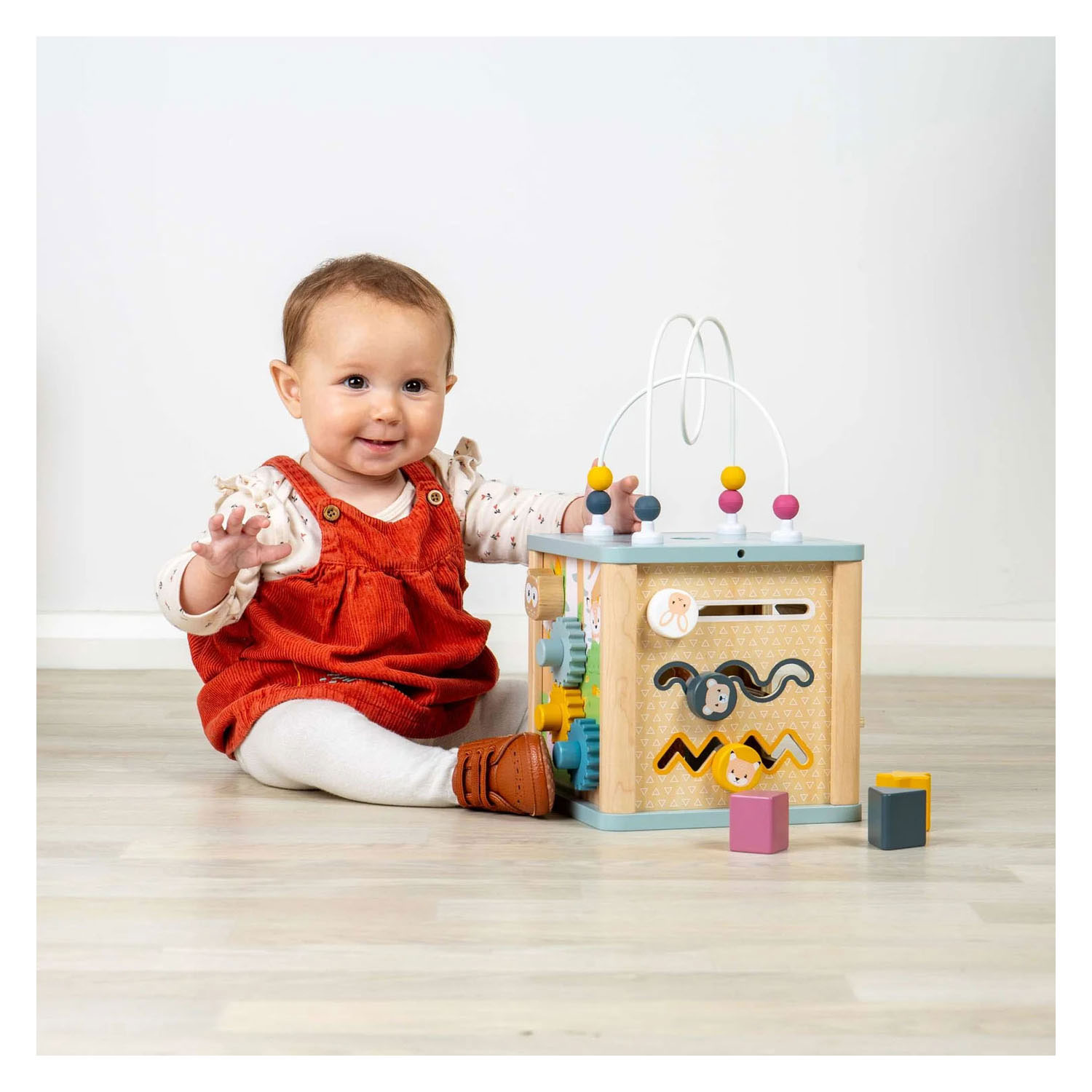 Trieur de formes en bois Bigjigs avec spirale à perles - 5 pièces.