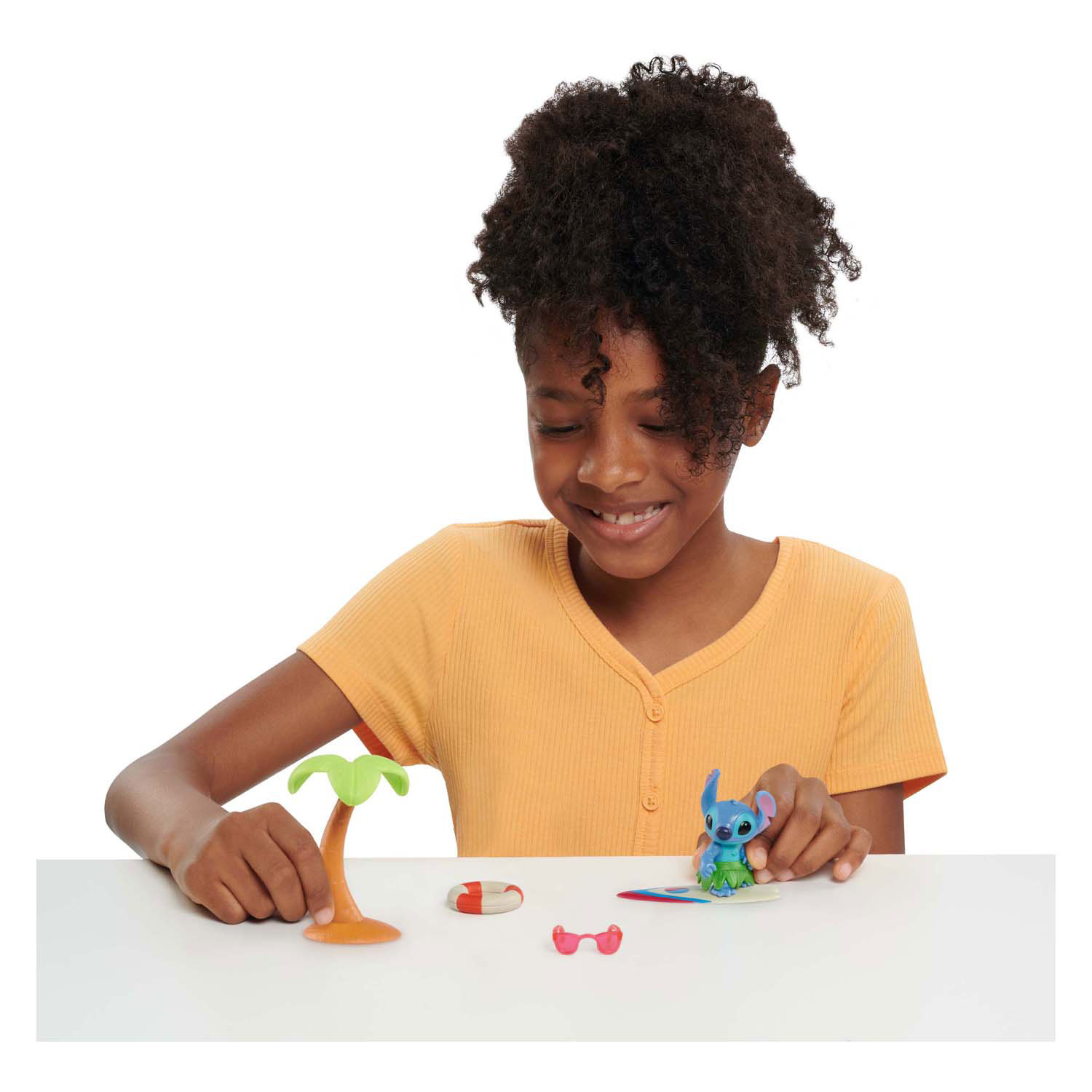 Stitch-Spielfigur mit Surfbrett-Spielset, 5-teilig.