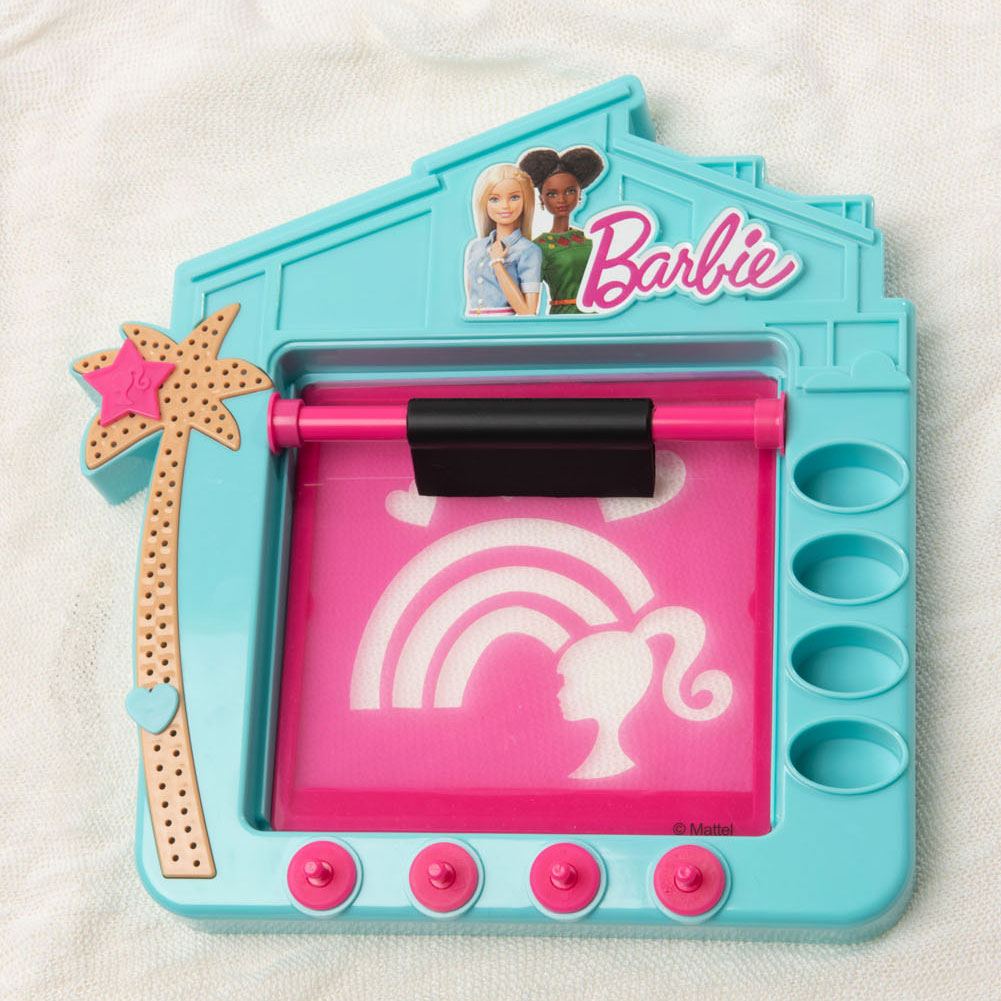Barbie Kleding OntwerpStudio + Barbie Pop