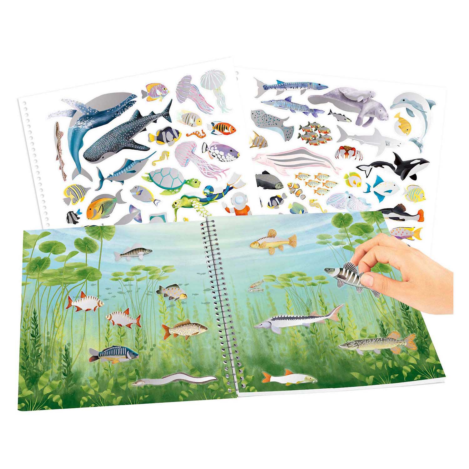 Create Your Ocean Life Stickerboek 