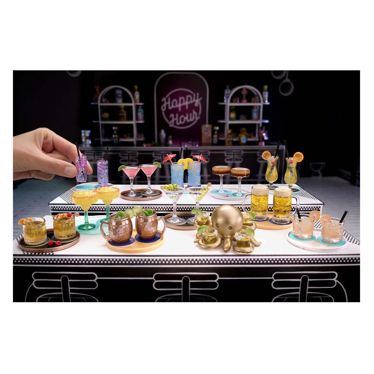 MGA's Miniverse Make it Mini Happy Hour