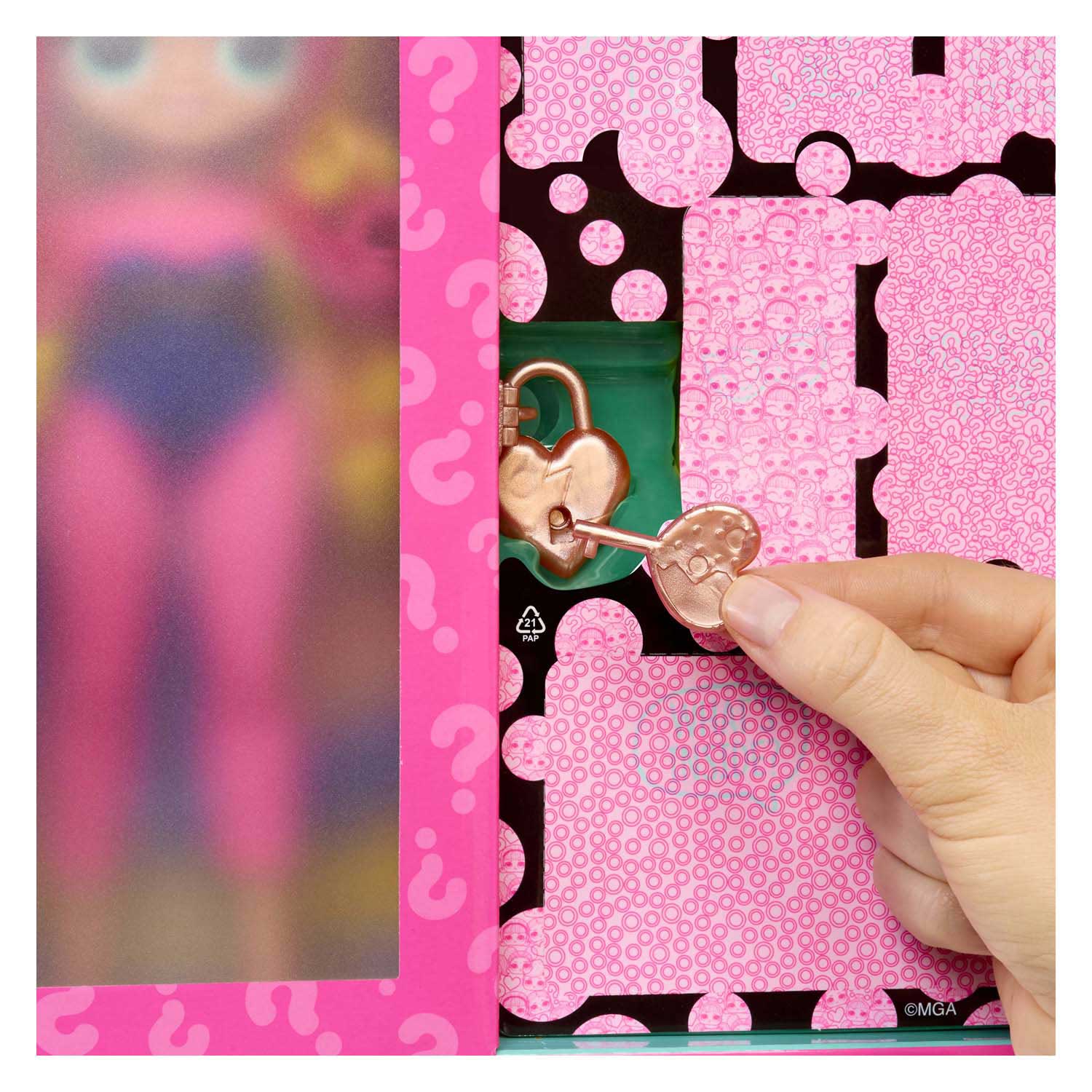 L.O.L. Surprise Tweens Eye Spy - Superhero