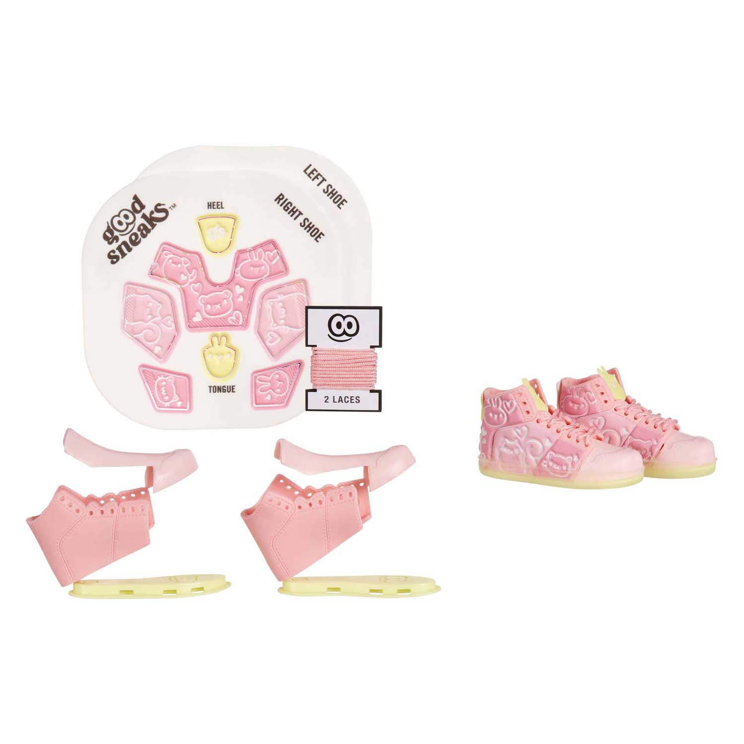 MGA's Miniverse – Make It Mini-Sneaker