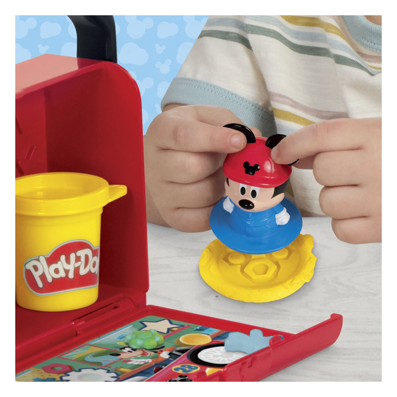 Coffret Play-Doh Disney Junior Garage On The Go - 3 pots en argile