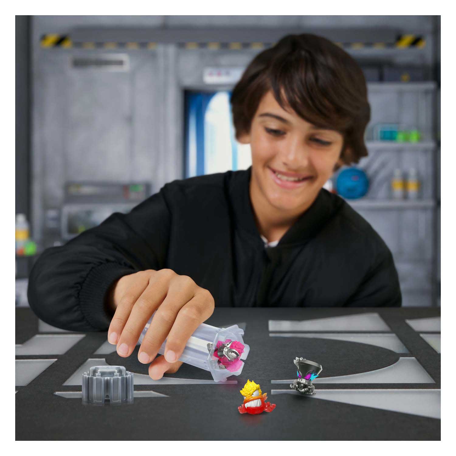 MrBeast Swarms Fusion Pod Series 3 - 3dlg.