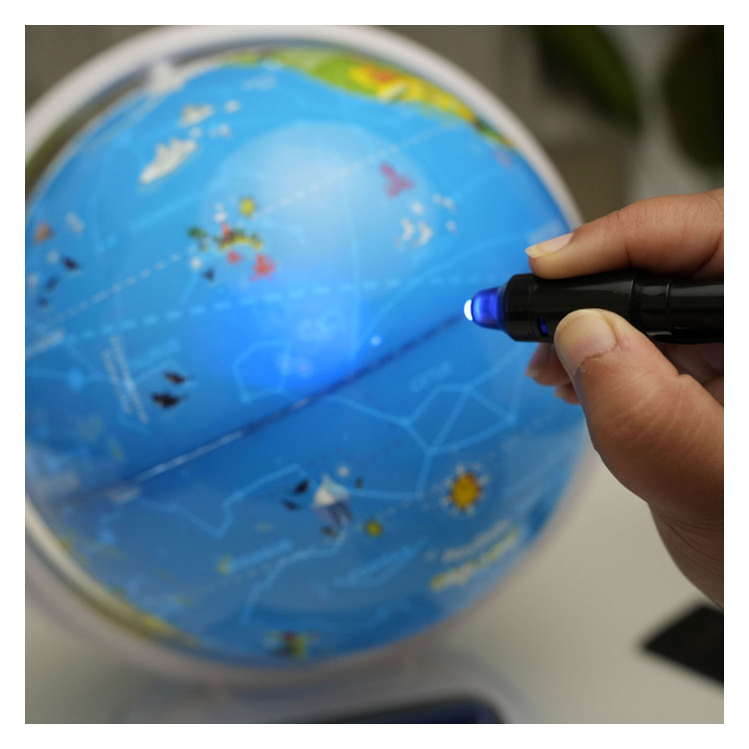 Orboot Earth Interactieve Wereldbol
