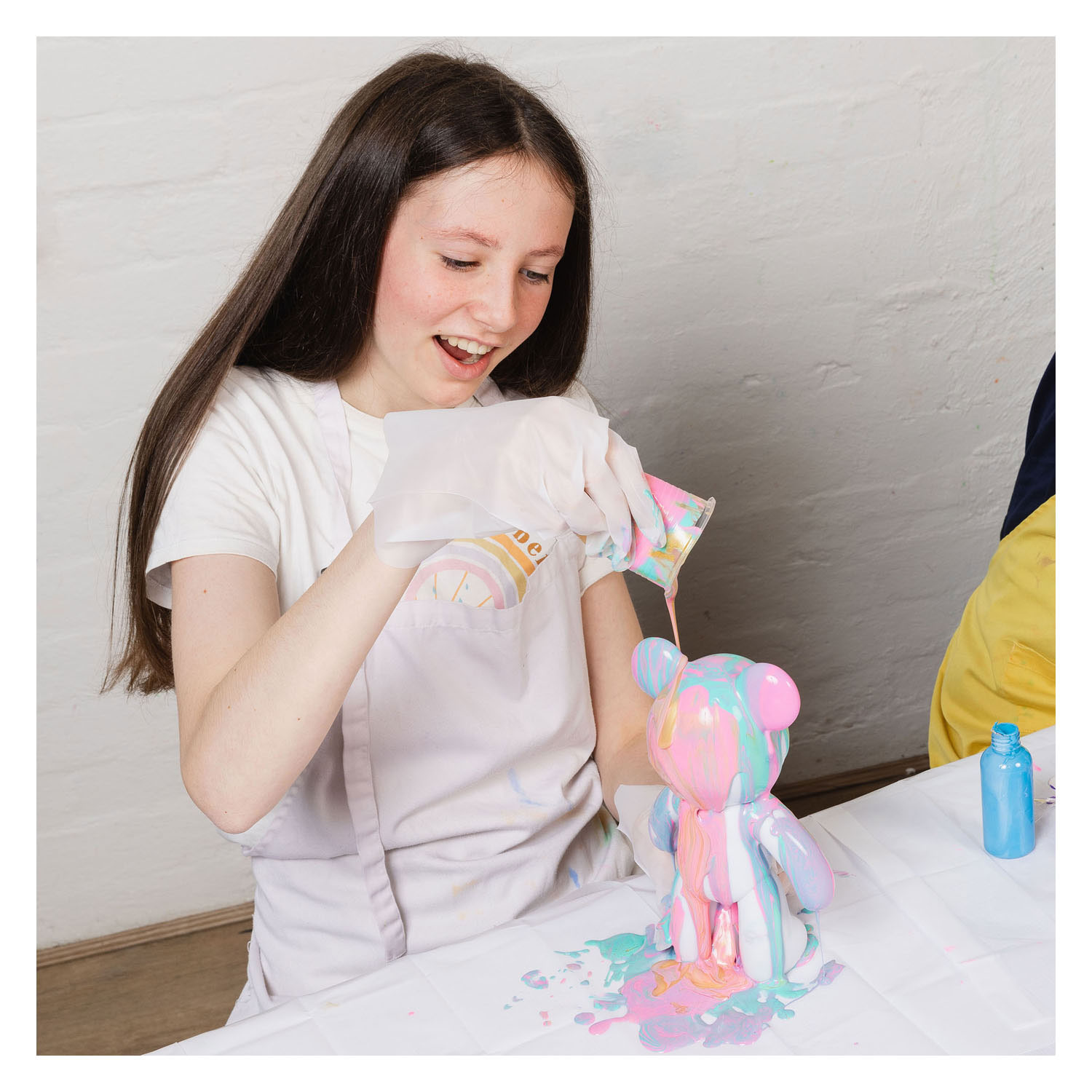 Pour PalZ Bubblegum Pop Beer Gietverfset -  Incl. 3 Acrylverfkleuren