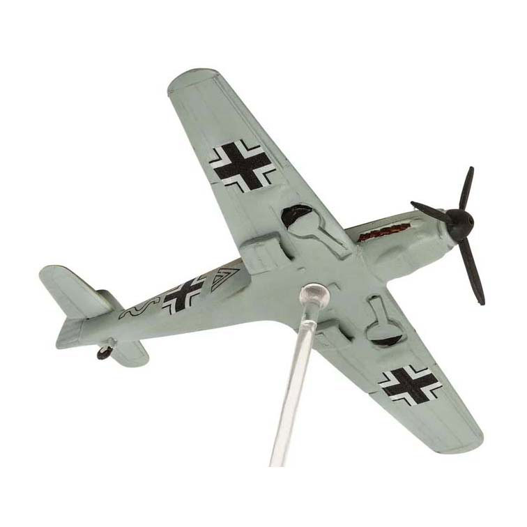 Kit de construction de modèles Revell - Messerschmitt Bf109E et Junkers Ju87B 1:144 - 39dlg. Kit de construction de modèles Revell - Messerschmitt Bf109E et Junkers Ju87B 1:144 - 39dlg.