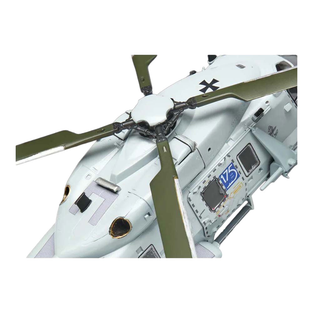Revell Modelbouwpakket - NH90 NFH  Revell Modelbouwpakket - NH90 NFH