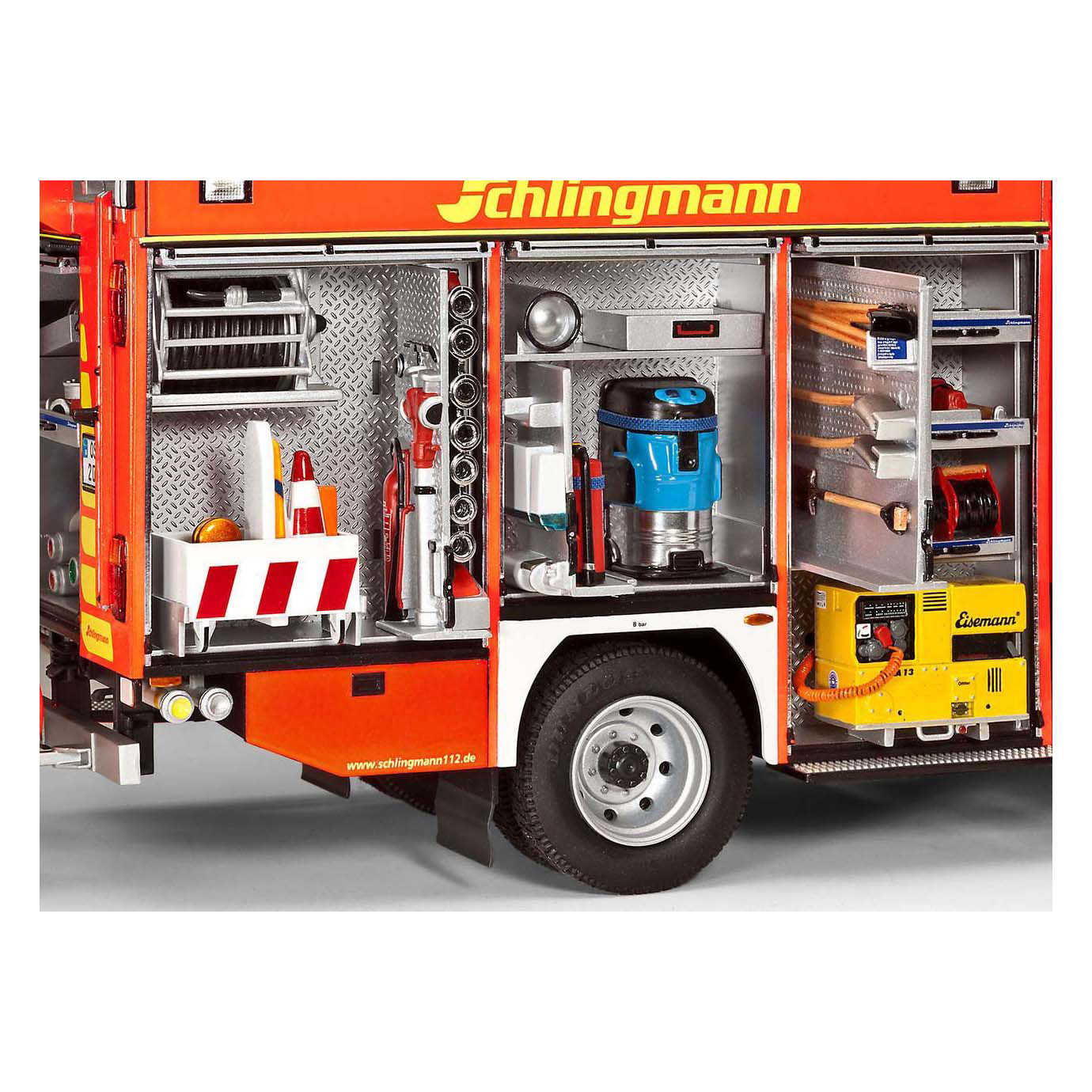 Revell Modelbouwpakket - Schlingmann LF 20/16 1:24 - 270dlg. Revell Modelbouwpakket - Schlingmann LF 20/16 1:24 - 270dlg.