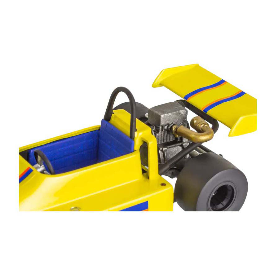 Revell Modelbouwpakket  - '78 Chevy 4x4 Pickup with Go-kart 1:25 Revell Modelbouwpakket  - '78 Chevy 4x4 Pickup with Go-kart 1:25