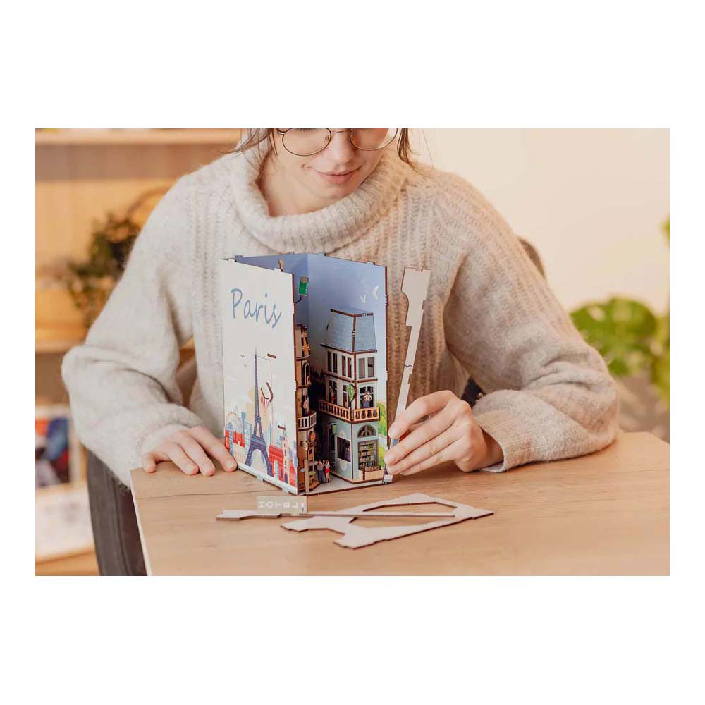 Revell - Tiny Adventures Book Nook Paris Revell - Tiny Adventures Book Nook Paris