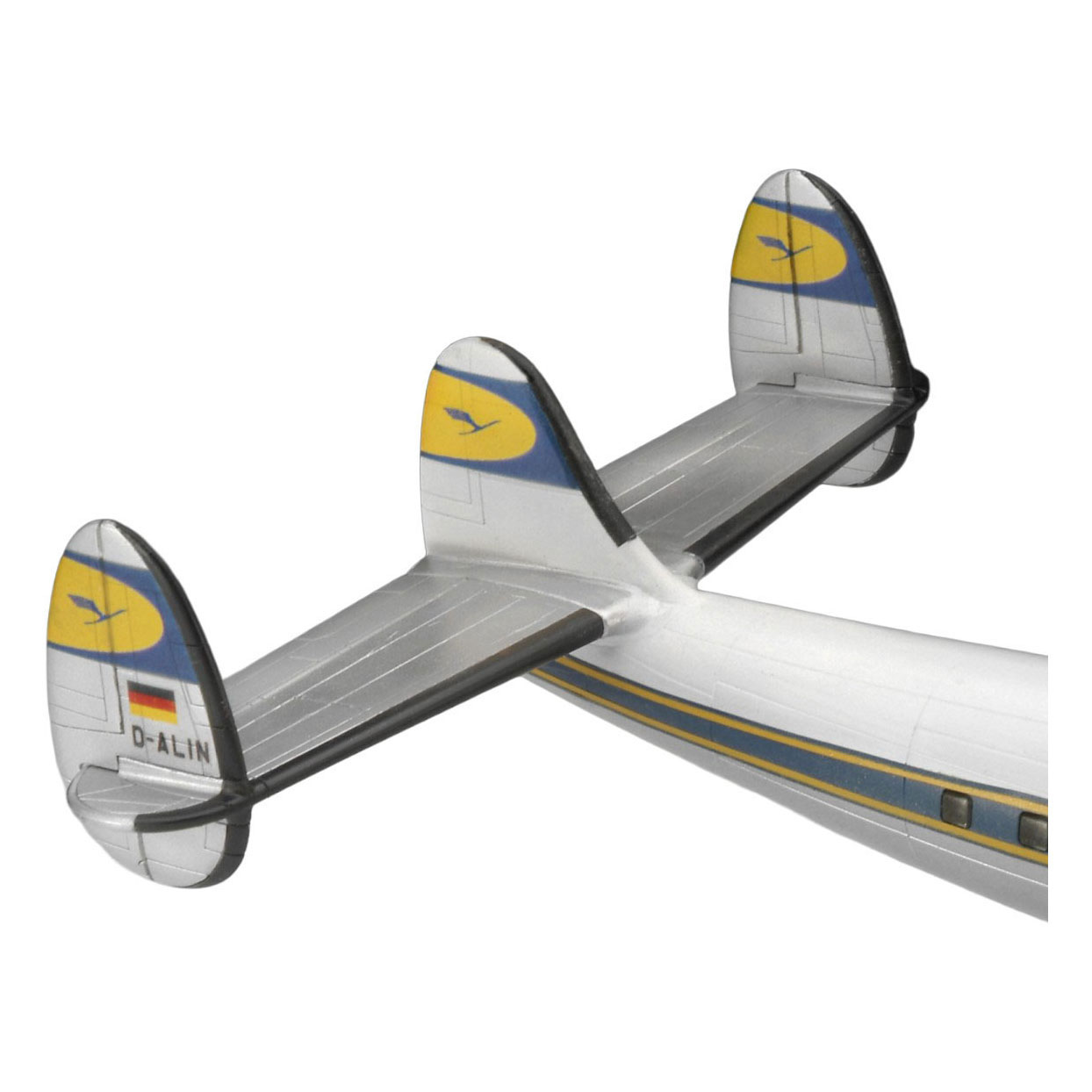 Revell Modelbouwpakket Lockheed L.1049G Super Constellation Lufthansa 1:144 - 95dlg.
