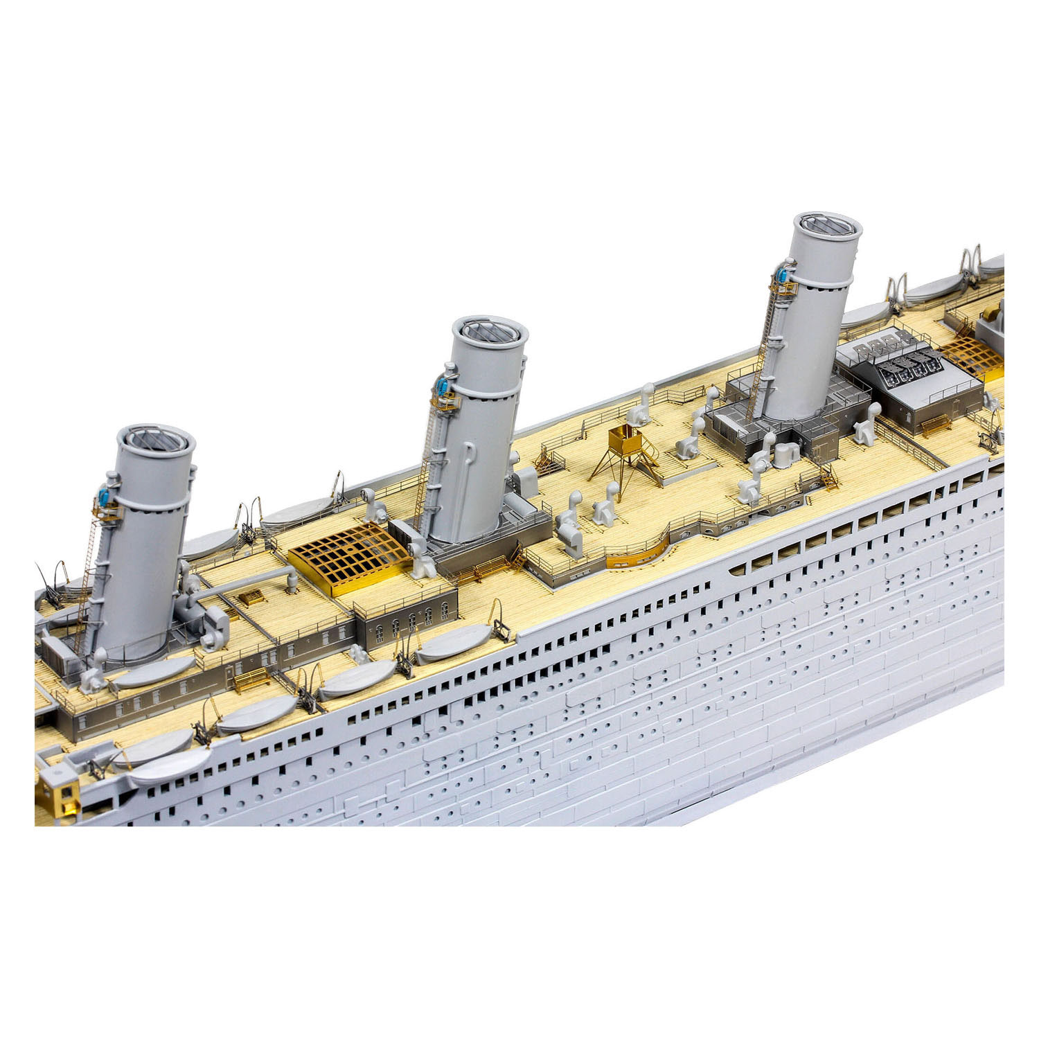 Maquette Revell Titanic Platinum Edition 1:400 - 262 pièces.