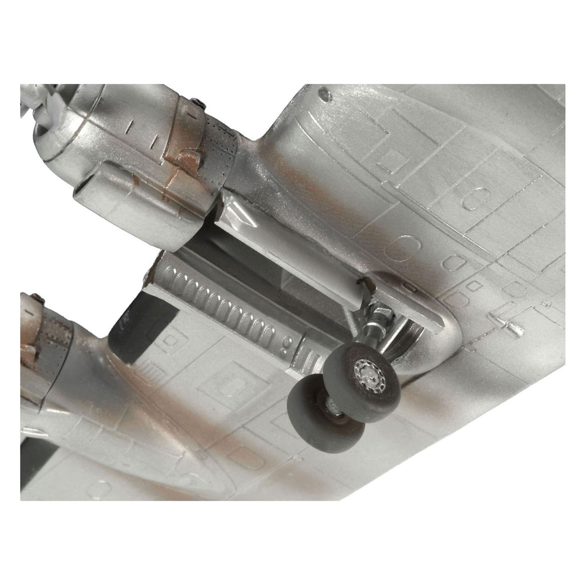 Revell Modelbouwpakket Lockheed L.1049G Super Constellation Lufthansa 1:144 - 95dlg.