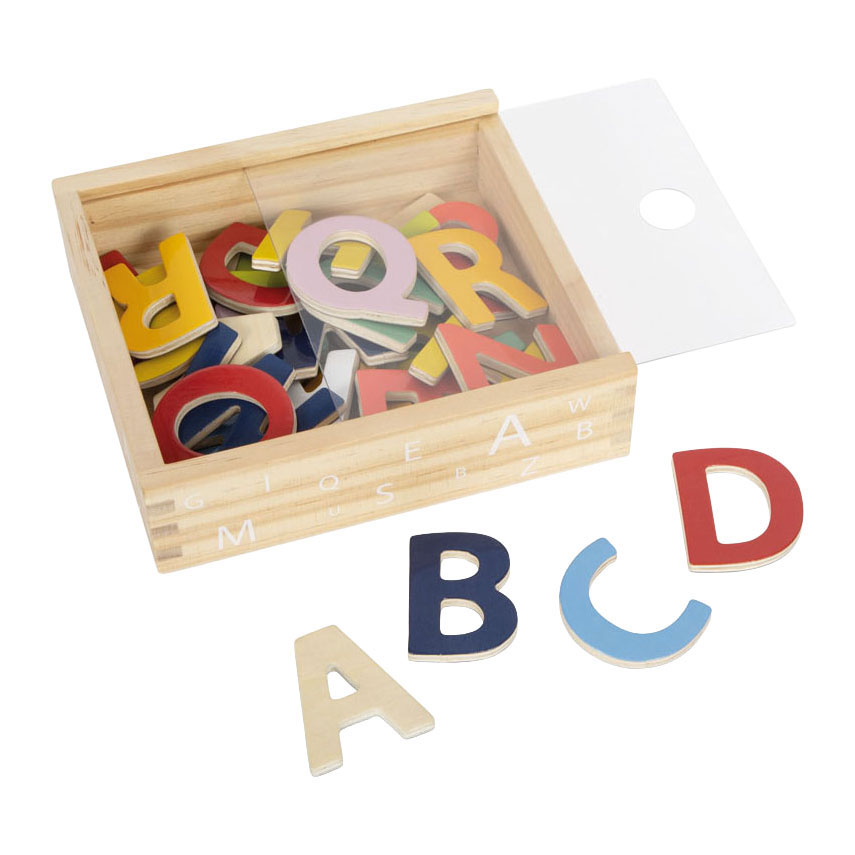 Small Foot - Lettres magnétiques en bois de couleur, 37 pièces.