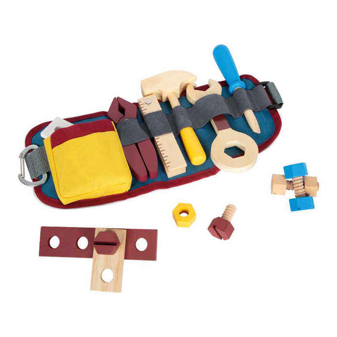 Petits outils en bois avec ceinture