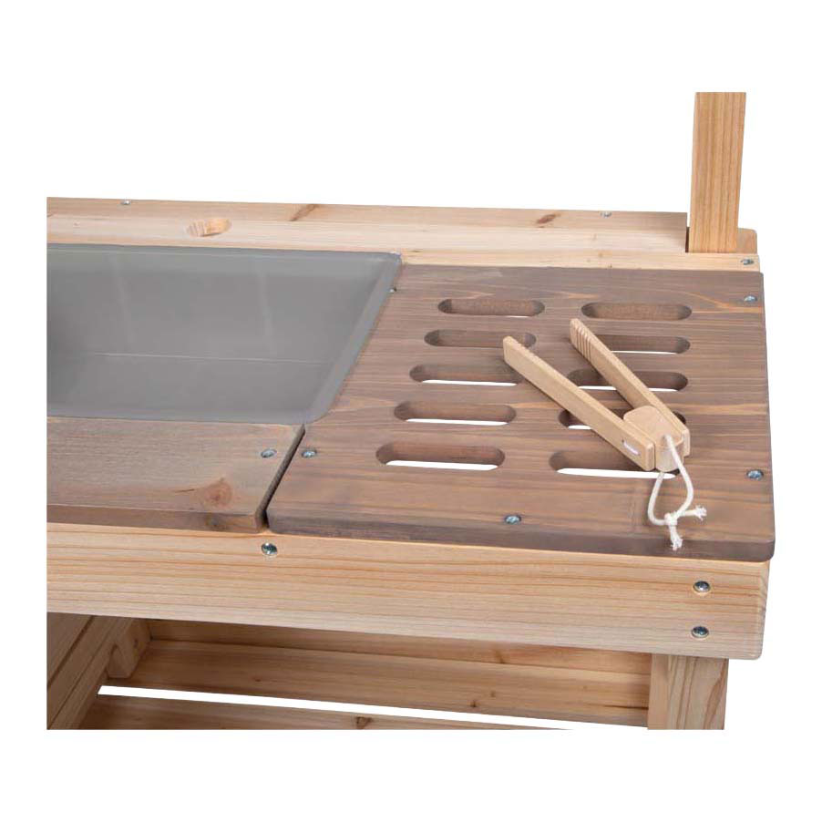 Petit Pied - Cuisine et boutique en bois et terre