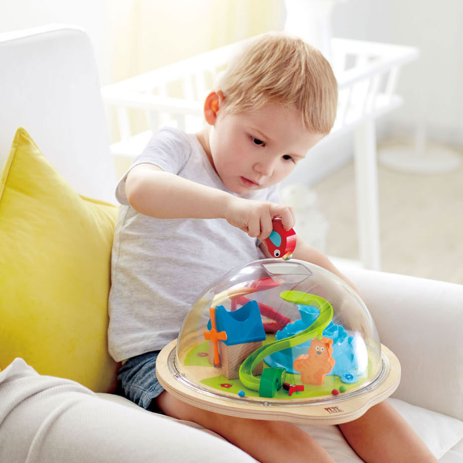 Hape Sphere mit Magnetic Maze Sunney Valley Dome