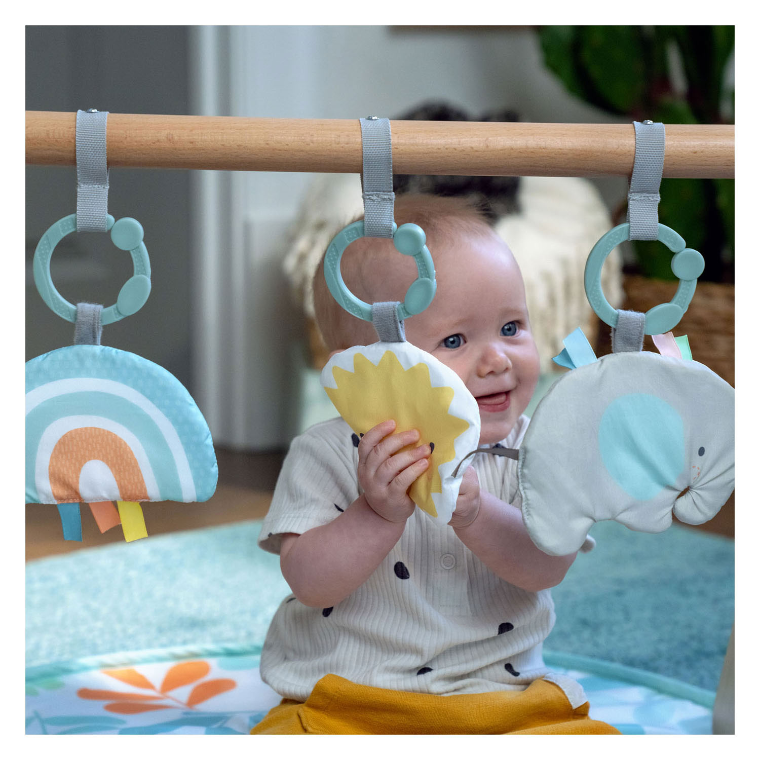 Houten Babygym met Stoffen Kleed