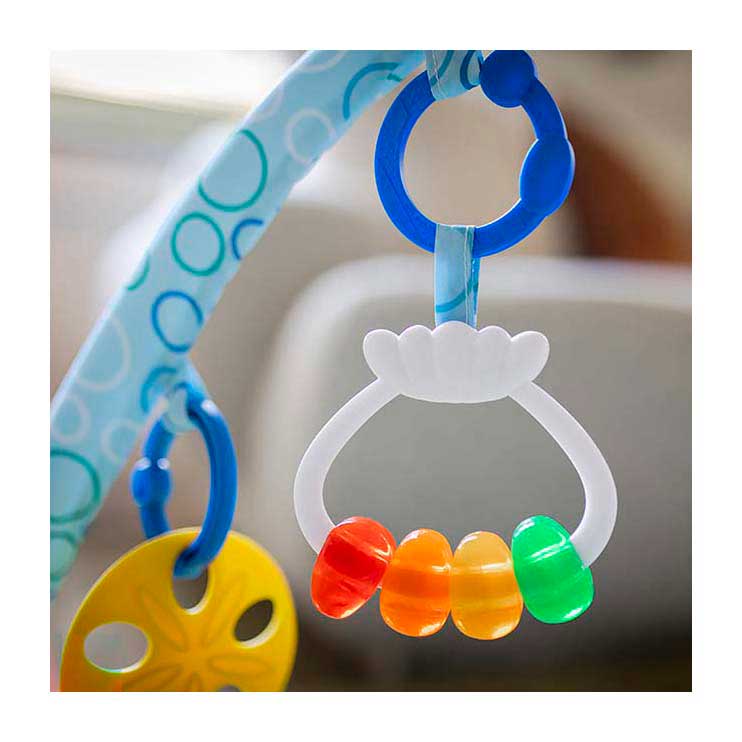 2-in-1-Spielturnhalle mit Wassermatte