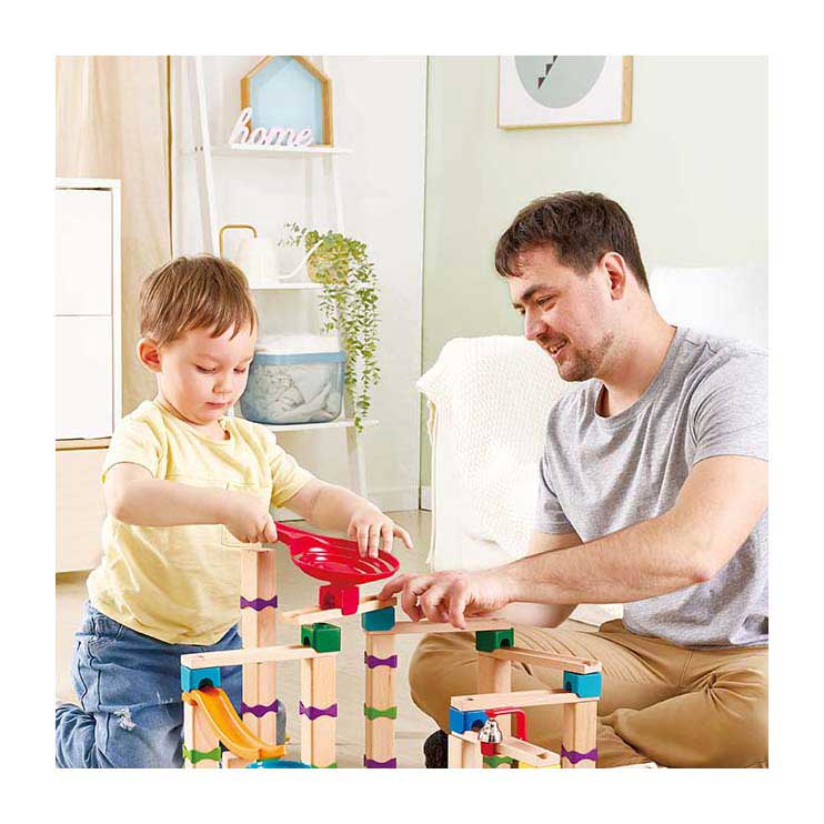 Hape Holz-Kugelbahn-Set – 129-teilig.