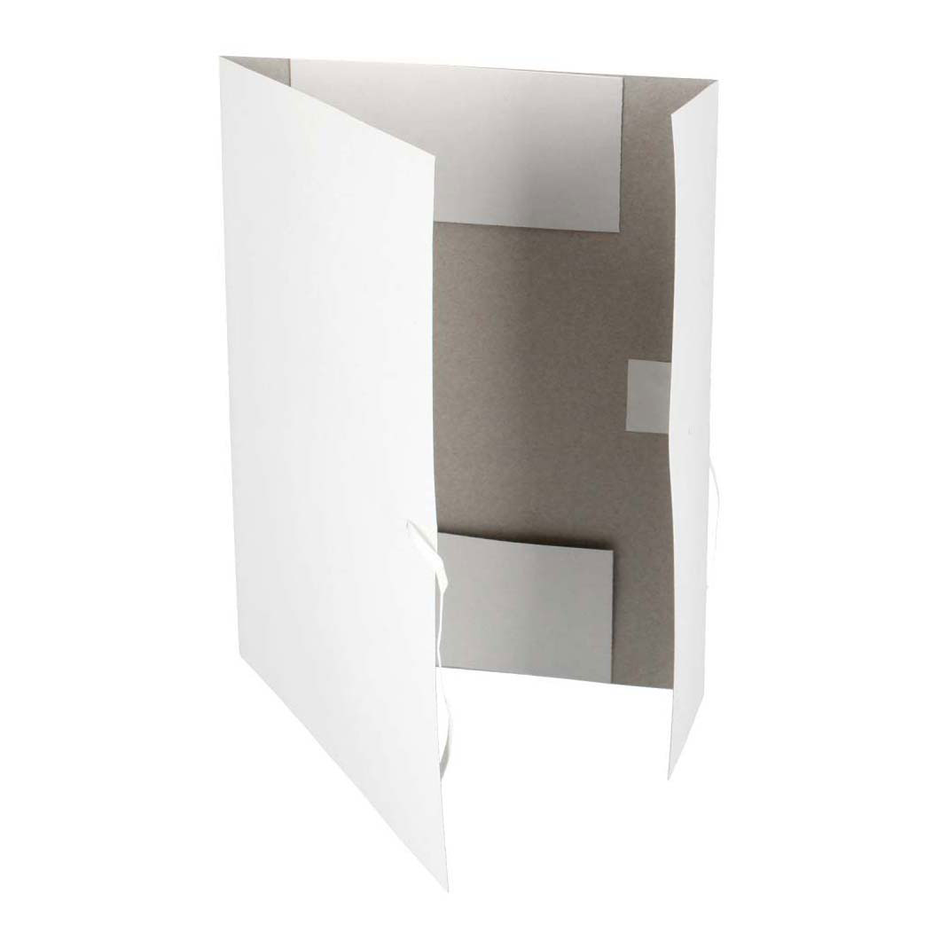 Weiße Karte mit A4-Band