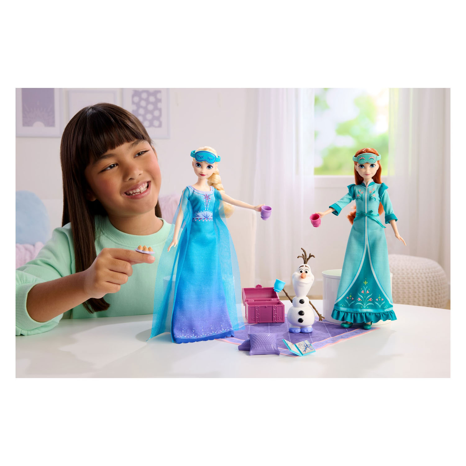 Disney Frozen Anna en Elsa Slaapfeestje Modepoppen - 14dlg.