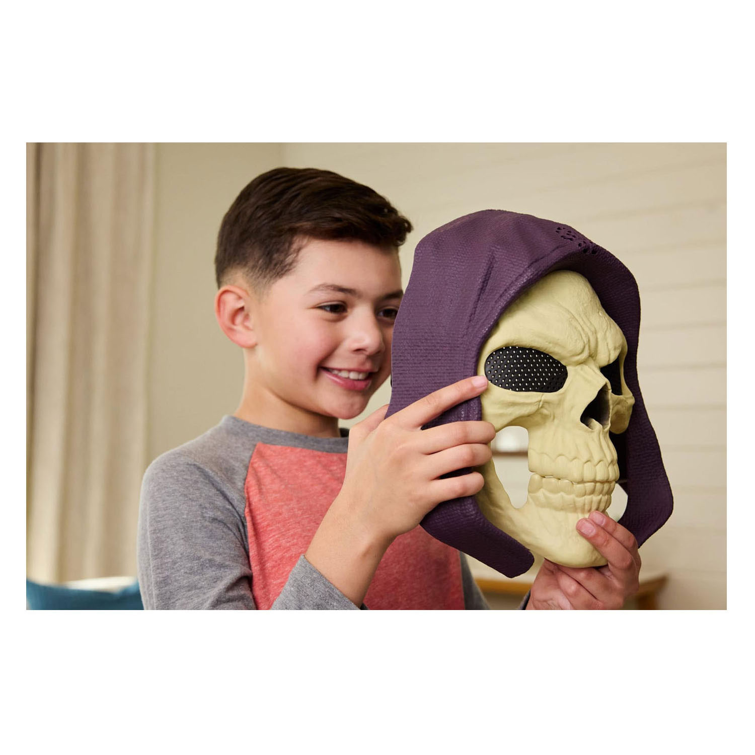Masque Skeletor des Maîtres de l'Univers avec son