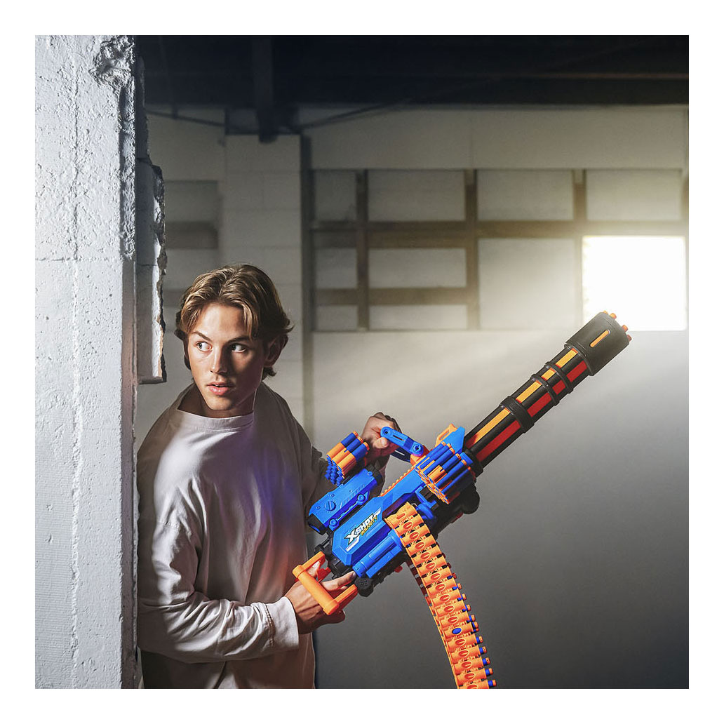 ZURU X-Shot Insanity Motorisierter Wutfeuerblaster - 72 Pijlen